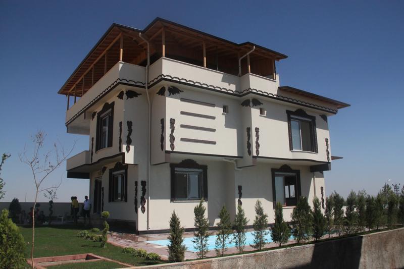 Sultan Konakları